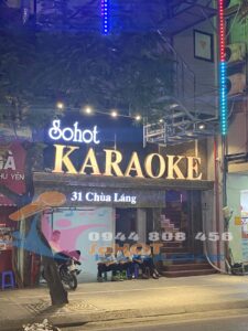Quán Karaoke tại Chùa Láng
